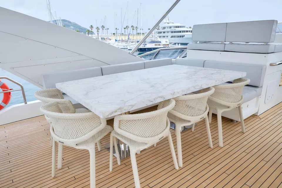 Sun & Sea, 2018 Azimut Grande 30M, photo 14
