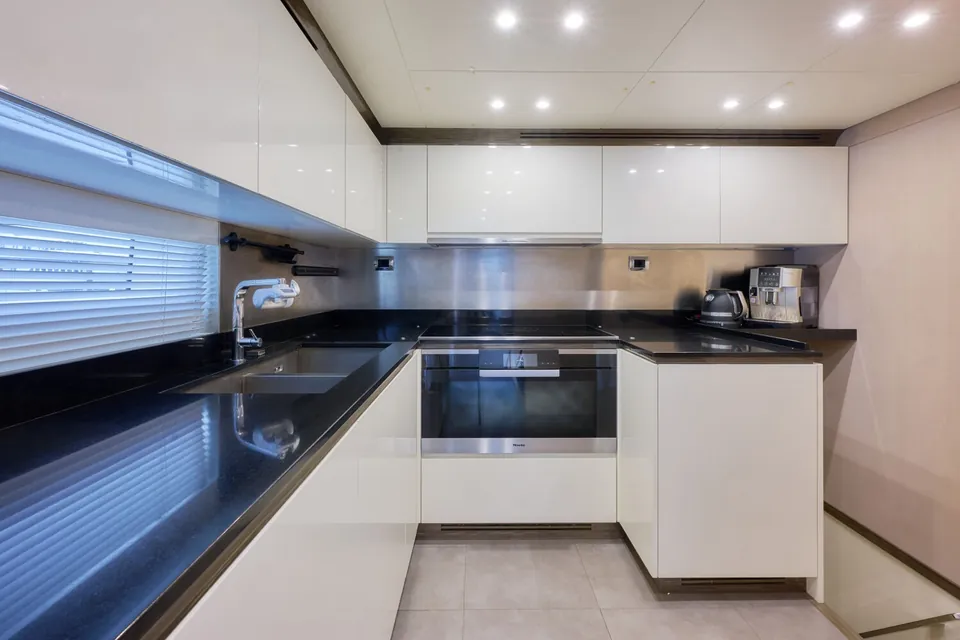 Sun & Sea, 2018 Azimut Grande 30M, photo 30