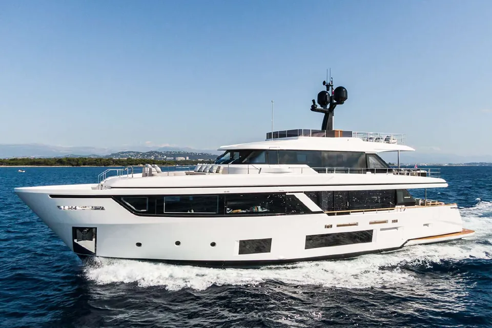 Custom Line Navetta 30 II, 2021 Custom Line Navetta 30, photo 1