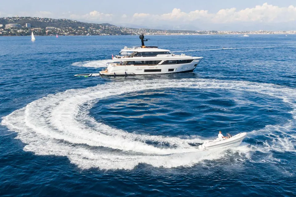 Custom Line Navetta 30 II, 2021 Custom Line Navetta 30, photo 3