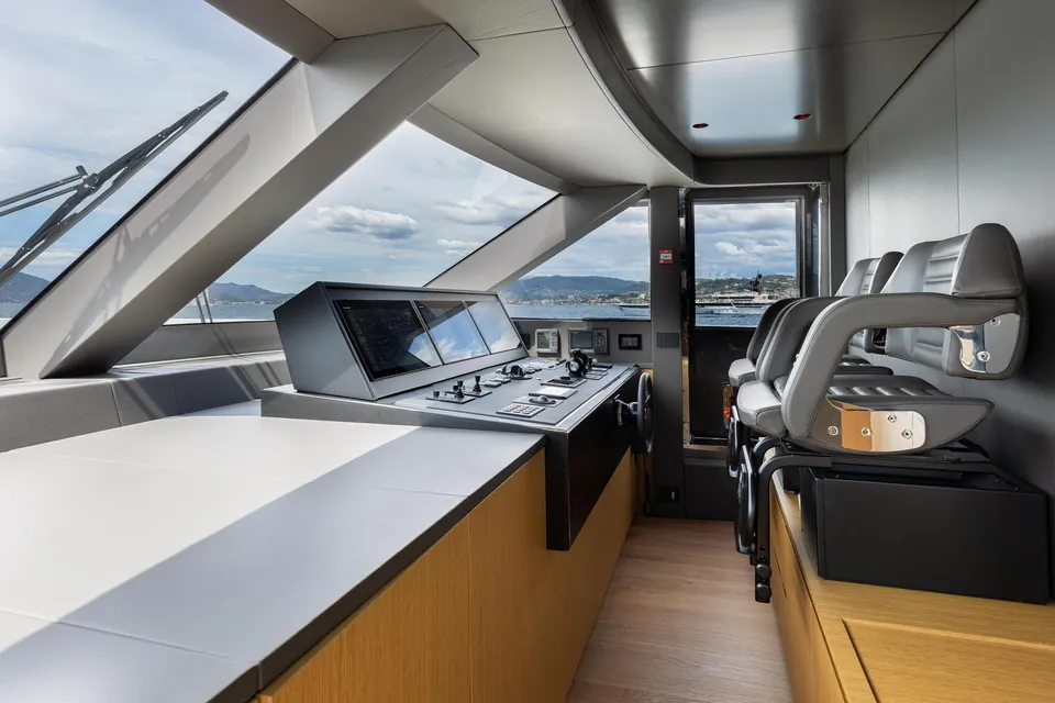 X One, 2023 Extra Yachts X99 Fast, photo 23