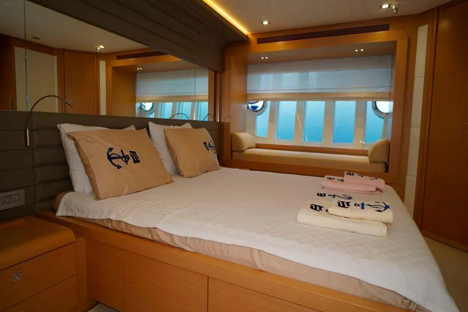 Reine Des Coeurs, 2015 Ferretti 800, photo 8