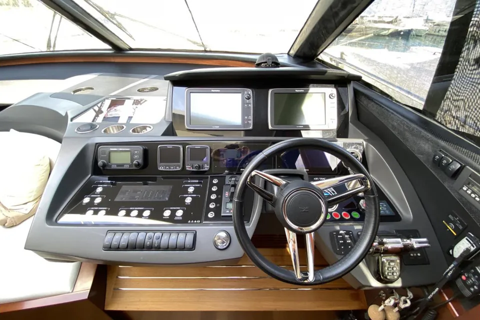 2017 Princess S72, photo 21