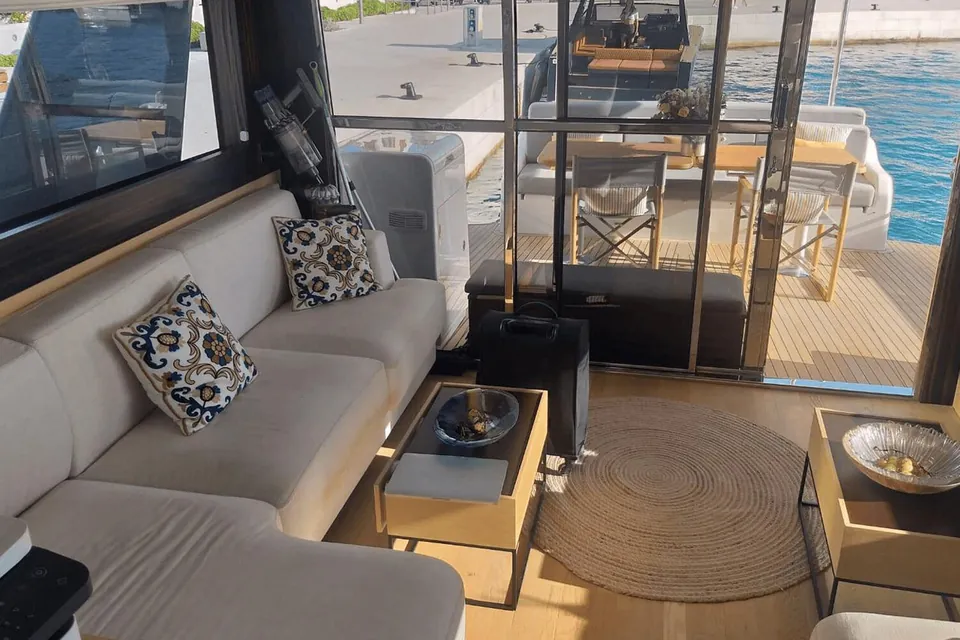 Avventura, 2020 Sirena Yachts 64, photo 2