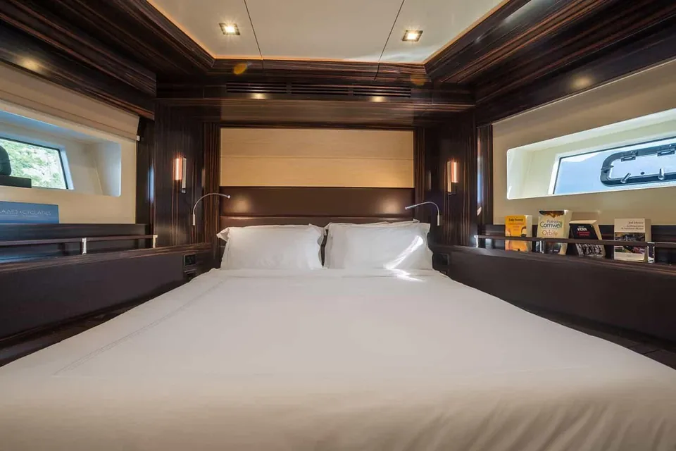 Avventura, 2020 Sirena Yachts 64, photo 13