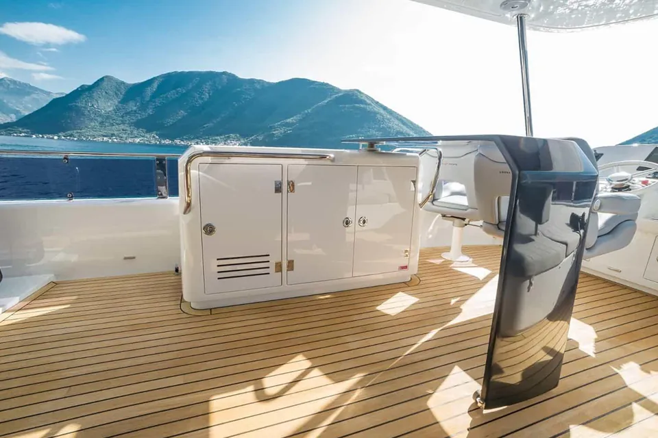 Avventura, 2020 Sirena Yachts 64, photo 20