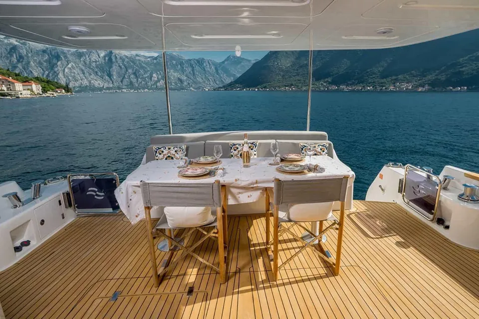 Avventura, 2020 Sirena Yachts 64, photo 21