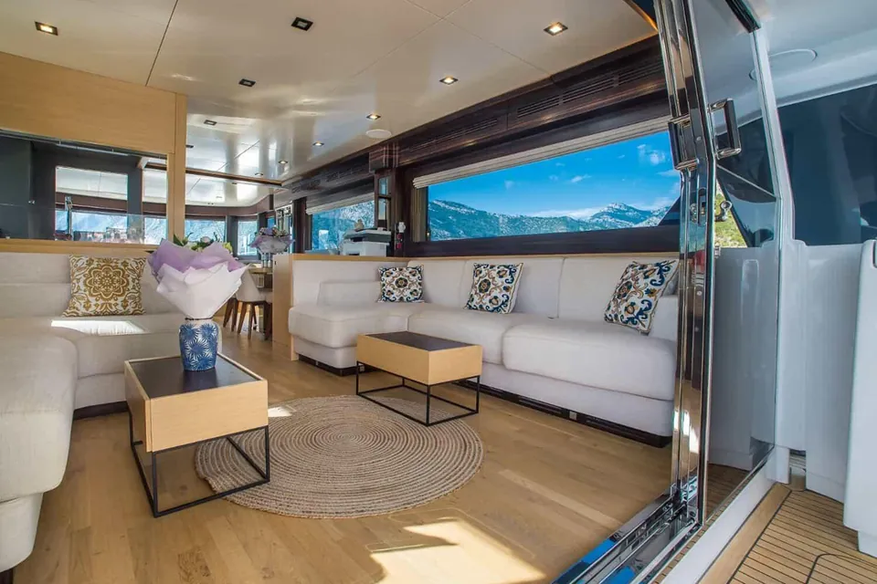 Avventura, 2020 Sirena Yachts 64, photo 22