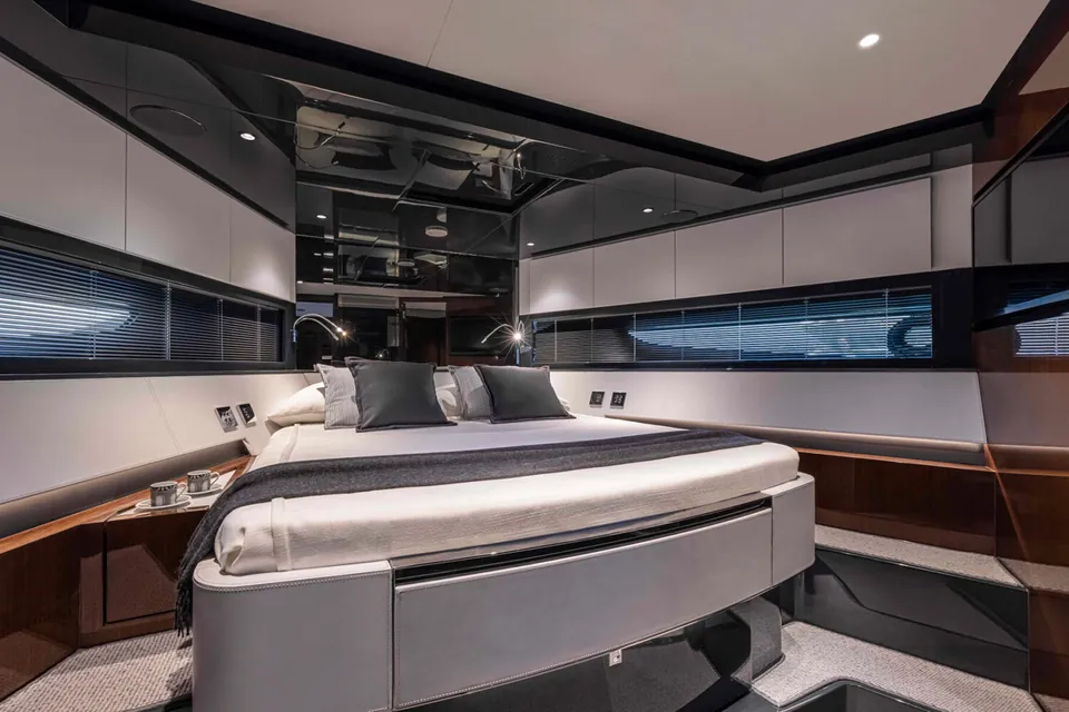 Eos, 2022 Riva 68 Diable, photo 6