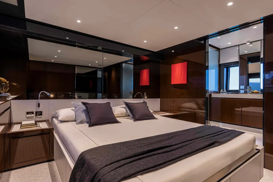 Eos, 2022 Riva 68 Diable, photo 11