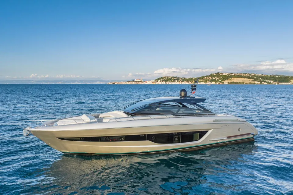 Eos, 2022 Riva 68 Diable, photo 14