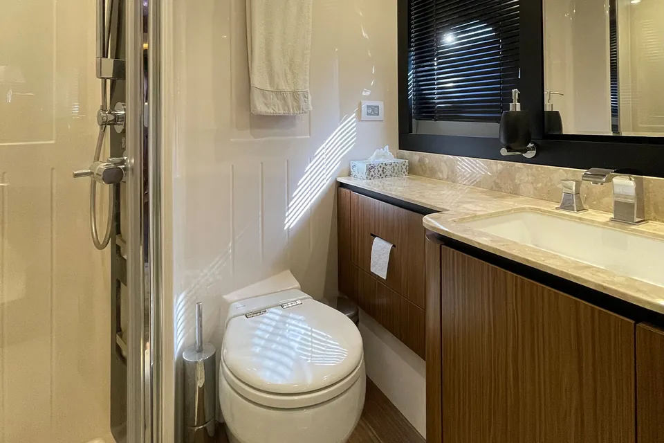 2019 Azimut Magellano 66, photo 30