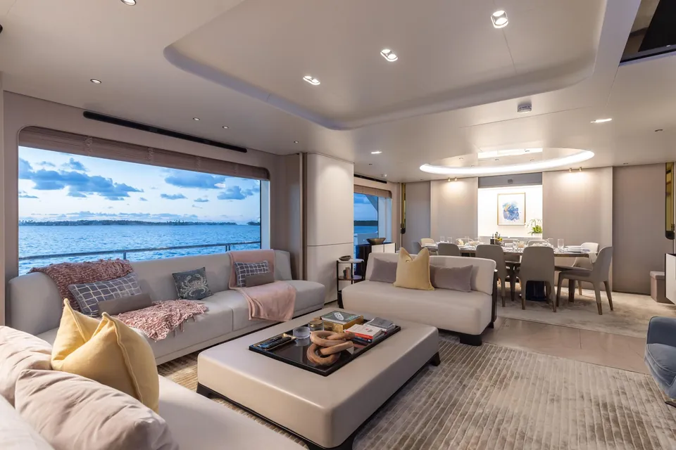 La Mama, 2022 Azimut Grande 32M, photo 3