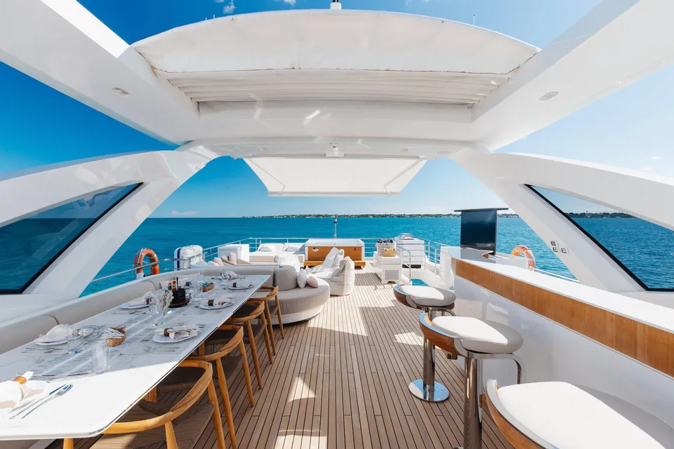 La Mama, 2022 Azimut Grande 32M, photo 11