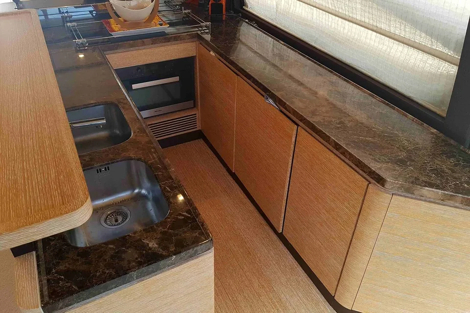 2015 Azimut 64, photo 2
