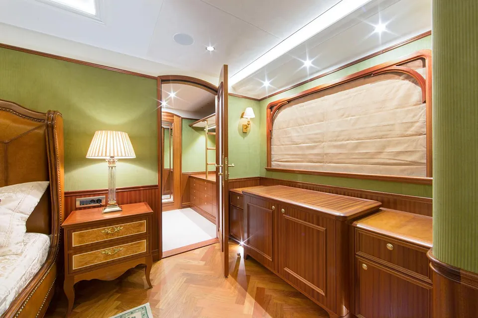 2025 Van der Valk Explorer 37M, photo 11