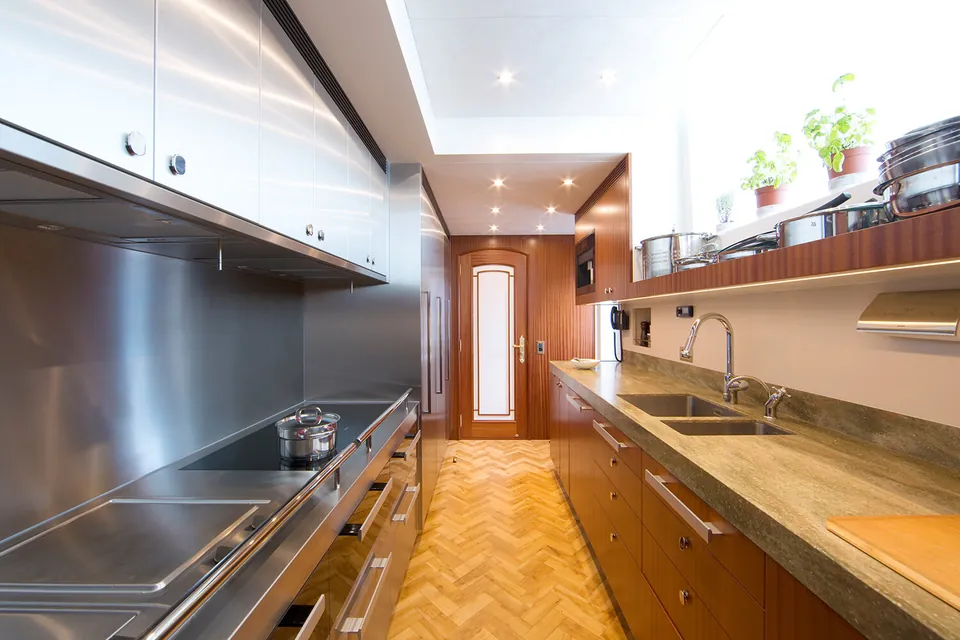 2025 Van der Valk Explorer 37M, photo 22