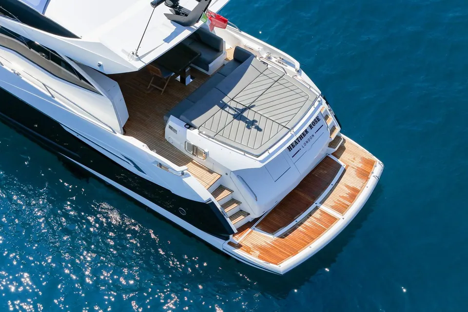 Heather Rose, 2022 Sunseeker Predator 74 XPS, photo 4