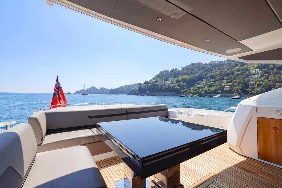 Heather Rose, 2022 Sunseeker Predator 74 XPS, photo 6