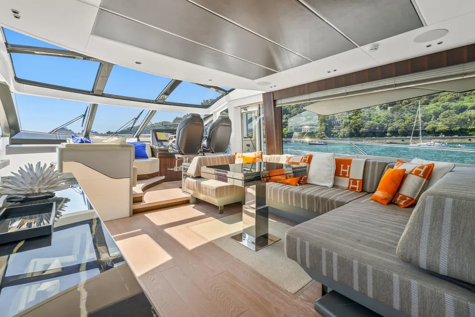 Heather Rose, 2022 Sunseeker Predator 74 XPS, photo 9