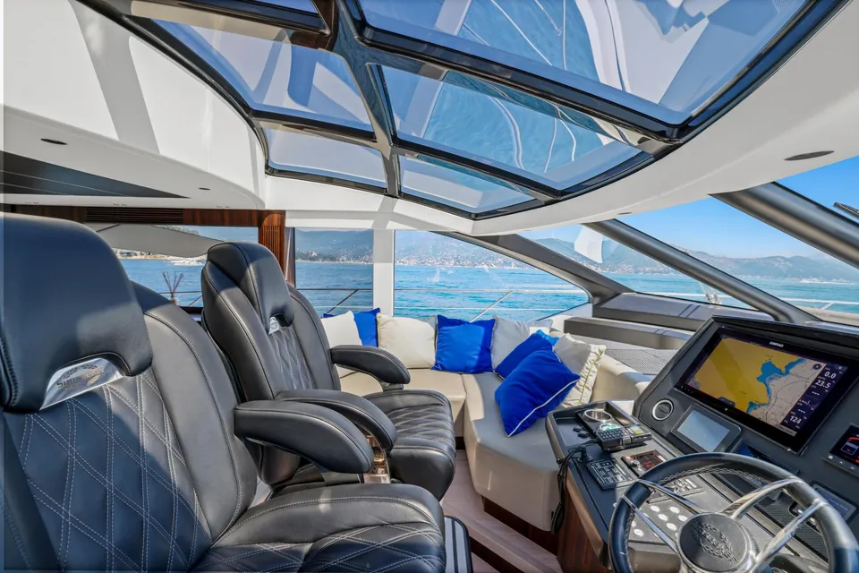 Heather Rose, 2022 Sunseeker Predator 74 XPS, photo 11