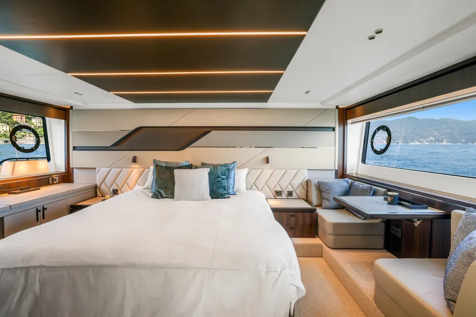 Heather Rose, 2022 Sunseeker Predator 74 XPS, photo 12