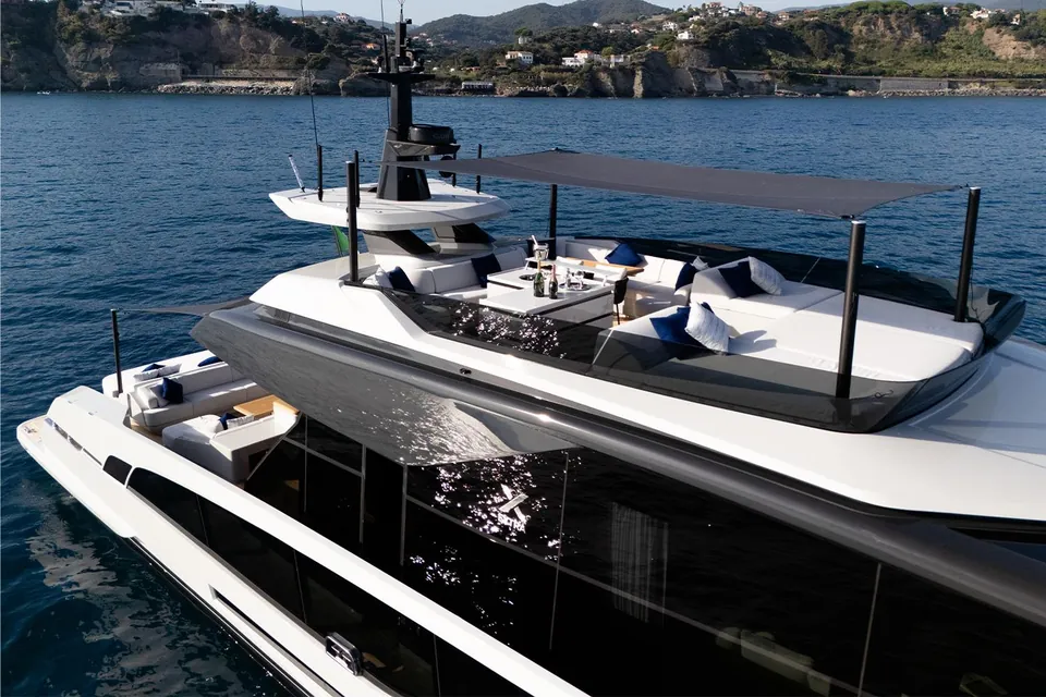 2026 Extra Yachts X90 Fast, photo 4