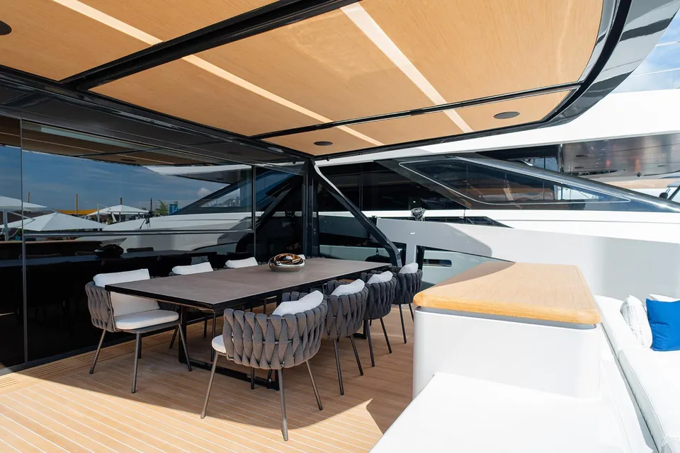 2026 Extra Yachts X90 Fast, photo 6