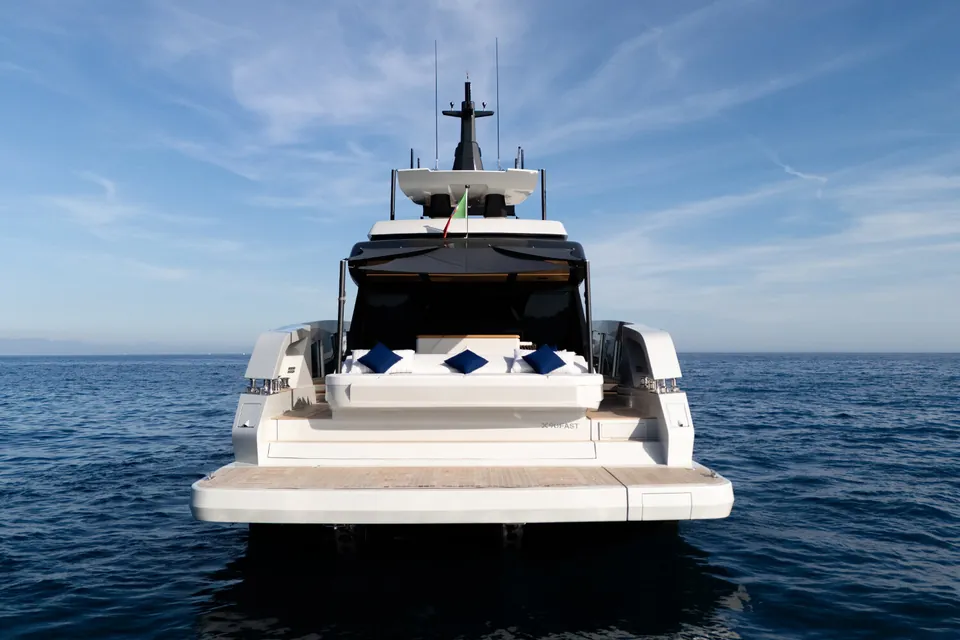 2026 Extra Yachts X90 Fast, photo 7