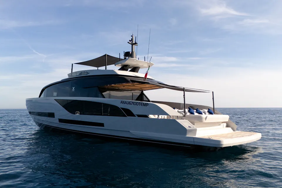 2026 Extra Yachts X90 Fast, photo 8