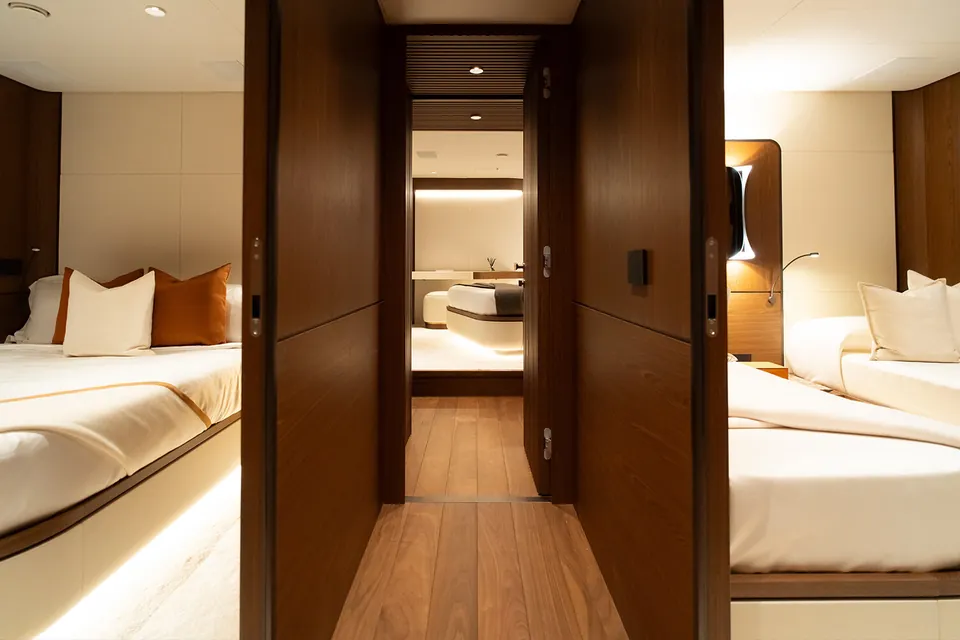 2026 Extra Yachts X90 Fast, photo 16