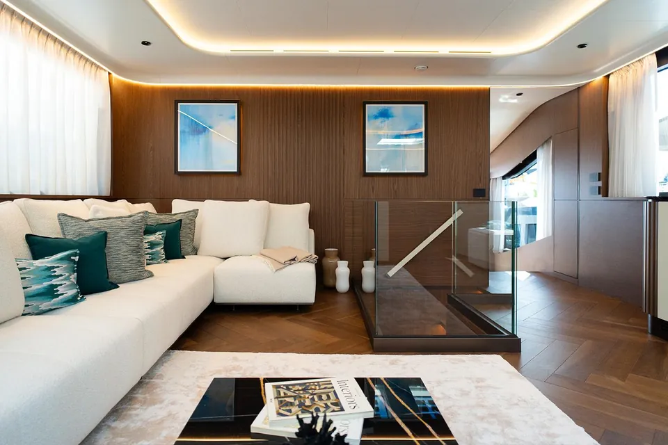 2026 Extra Yachts X90 Fast, photo 18