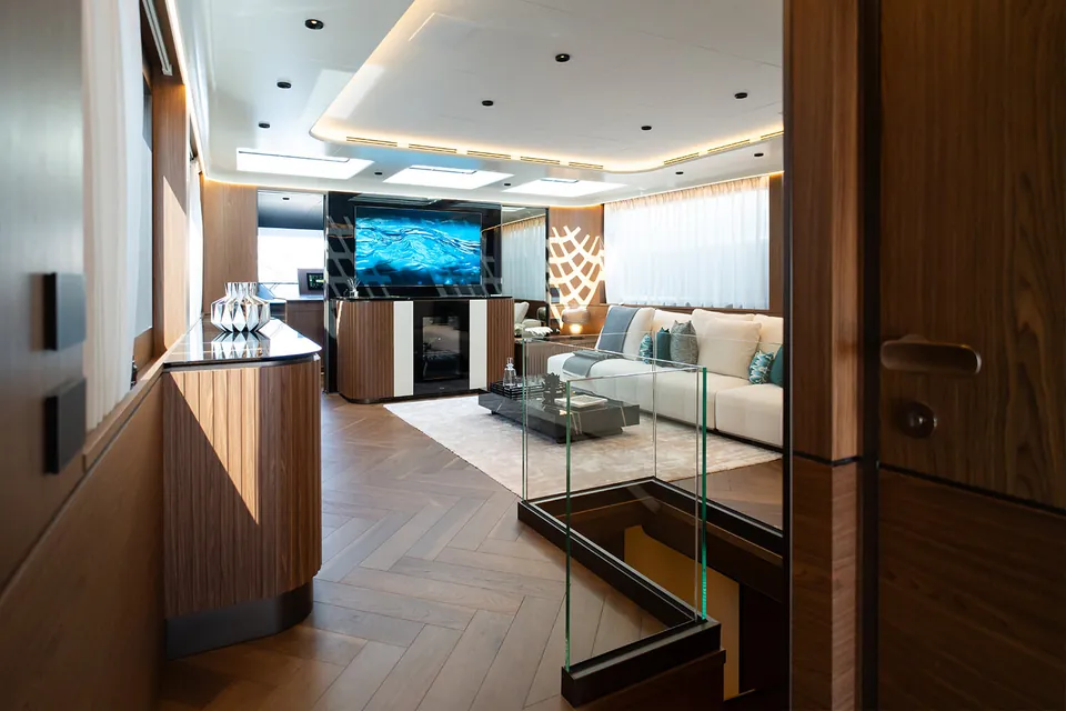 2026 Extra Yachts X90 Fast, photo 20
