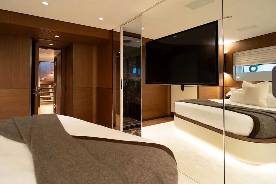 2026 Extra Yachts X90 Fast, photo 34