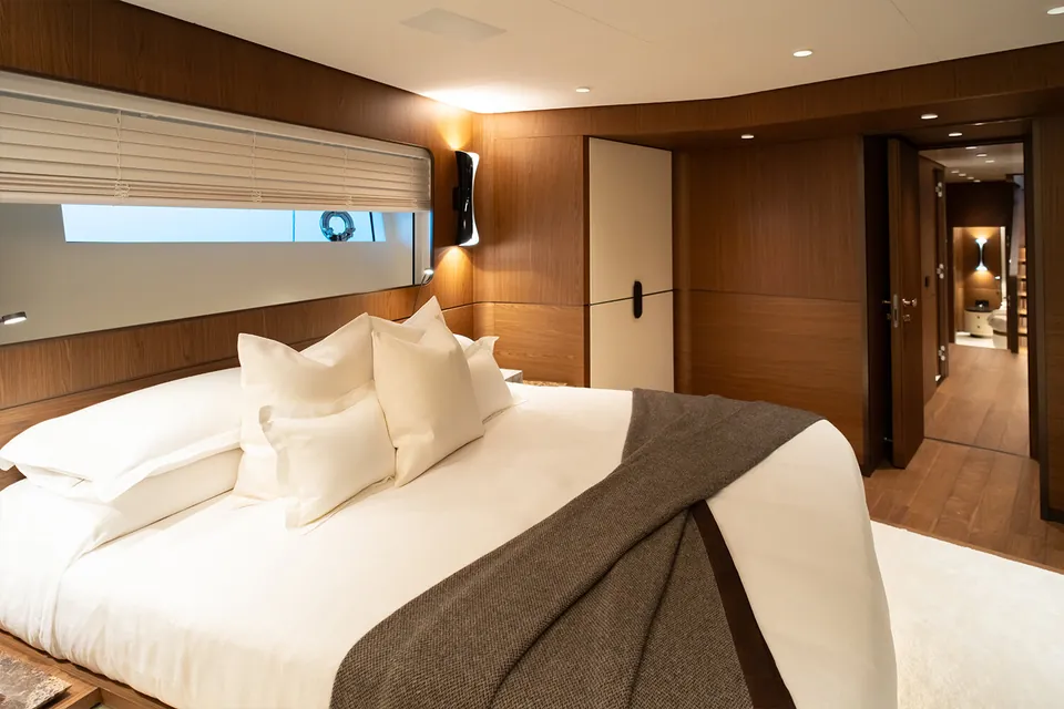 2026 Extra Yachts X90 Fast, photo 35