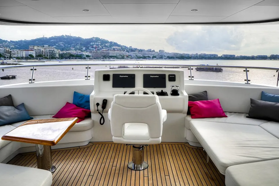 2025 Van der Valk Explorer 27M, photo 18