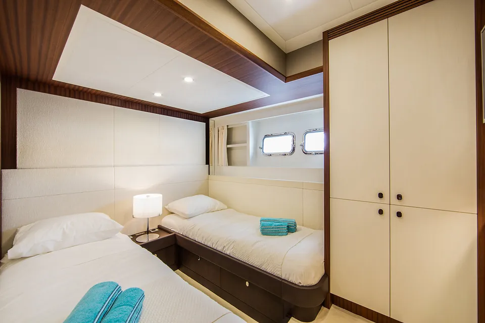 2025 Van der Valk Explorer 25M, photo 33