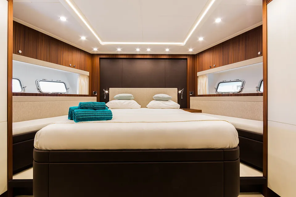 2025 Van der Valk Explorer 25M, photo 34