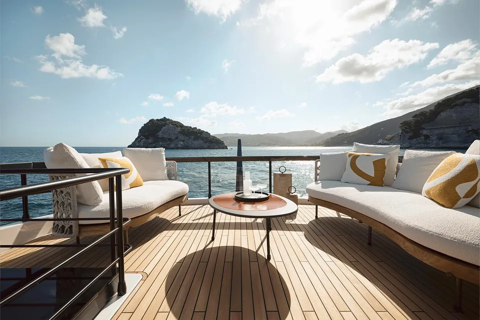 2026 Azimut 82, photo 3