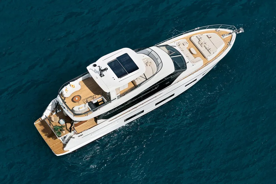 2026 Azimut 82, photo 7