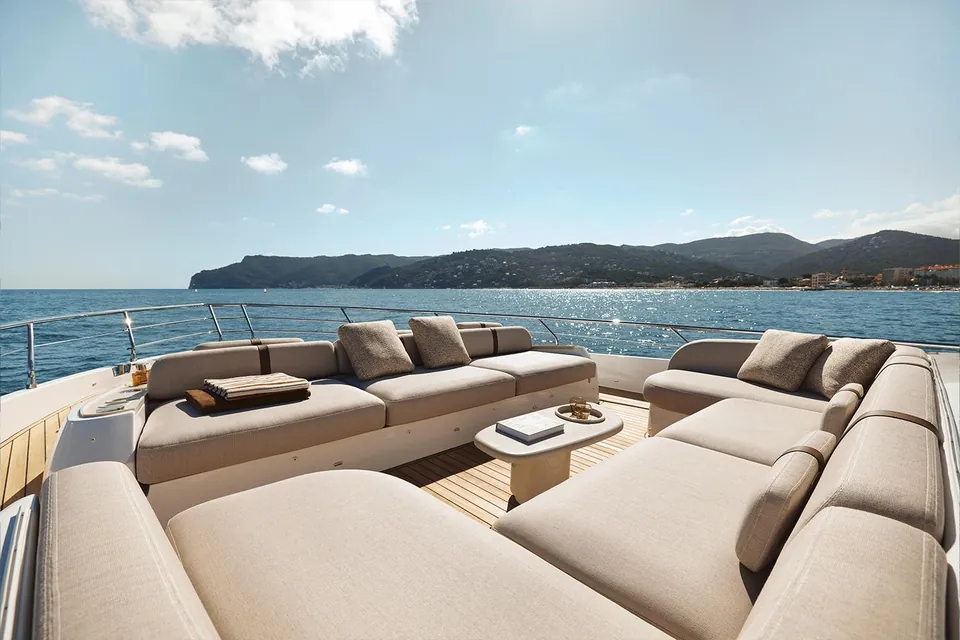 2026 Azimut 82, photo 13
