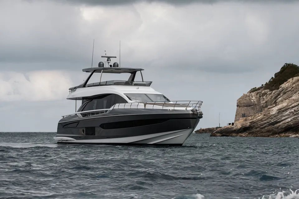 A-Force, 2021 Azimut Fly 78, photo 1