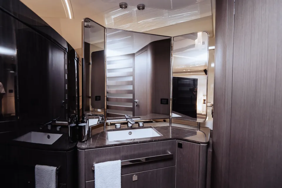 Sierra, 2021 Azimut S7, photo 16