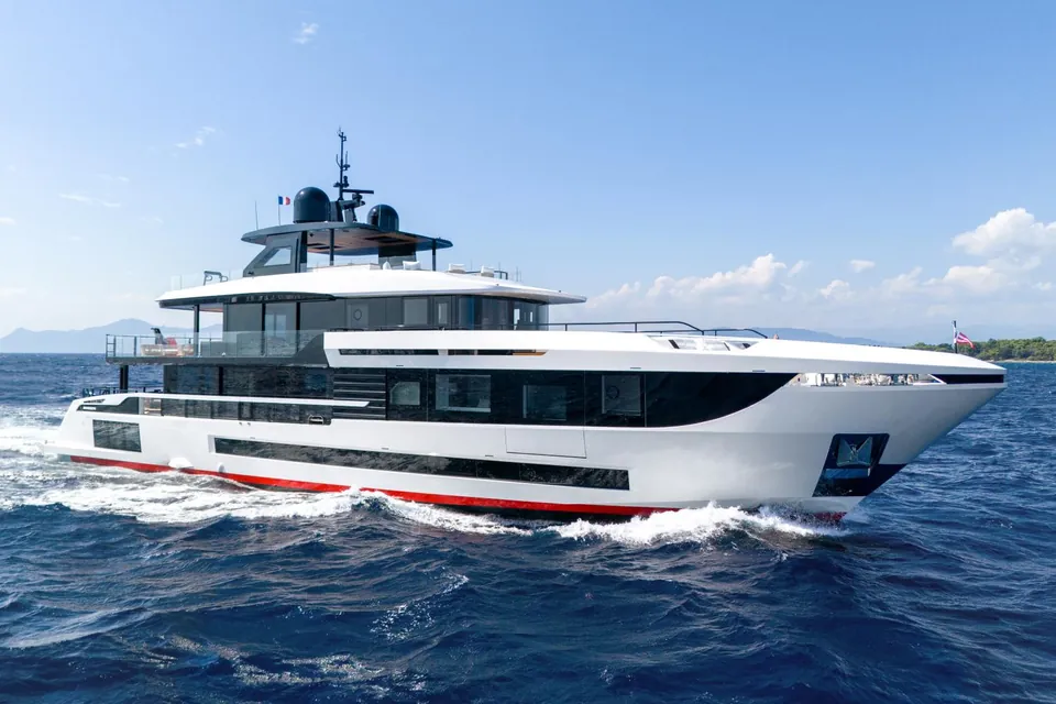2027 Mangusta Oceano 39, photo 1
