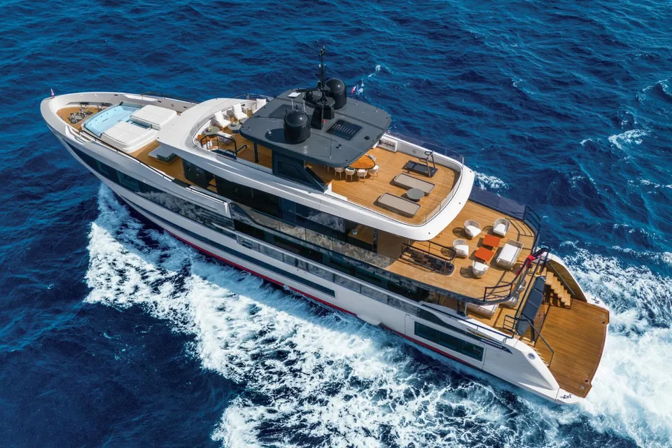 2027 Mangusta Oceano 39, photo 2