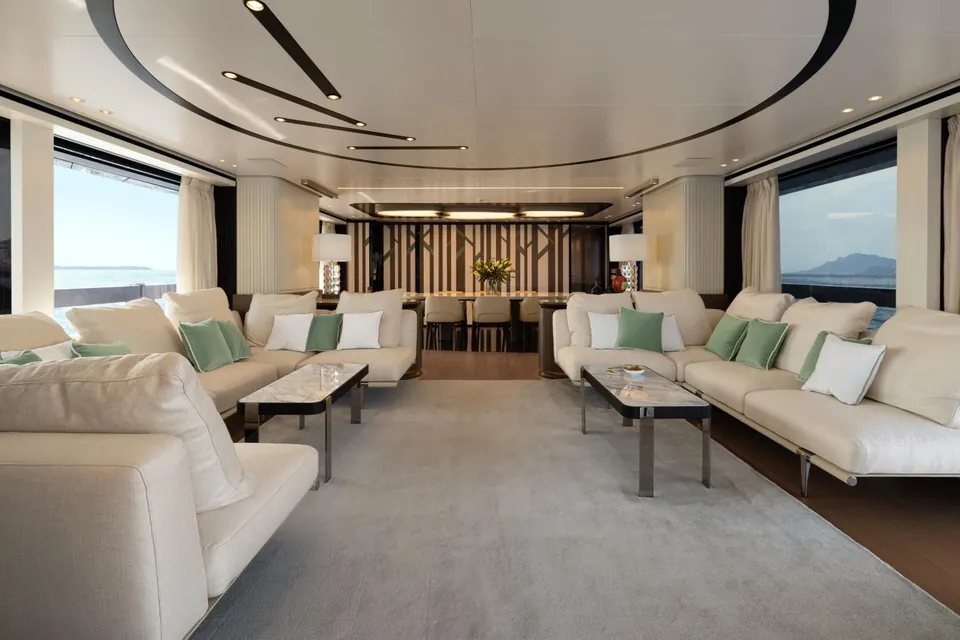 2027 Mangusta Oceano 39, photo 10