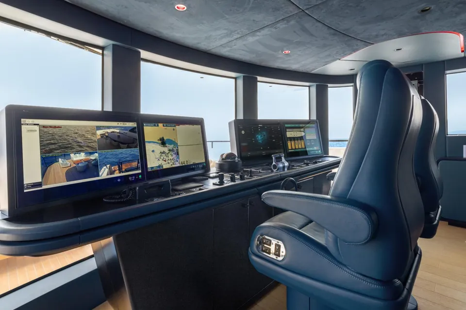 2027 Mangusta Oceano 39, photo 17