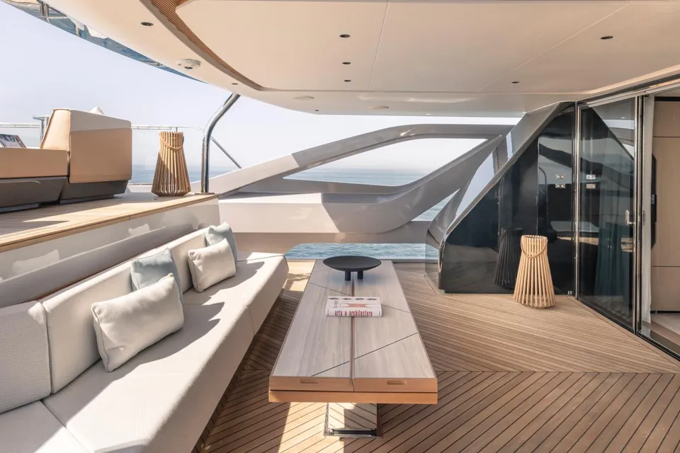 2027 Azimut Grande 38M Tri-Deck, photo 18