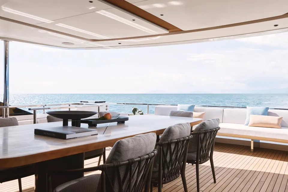 2027 Azimut Grande 38M Tri-Deck, photo 24