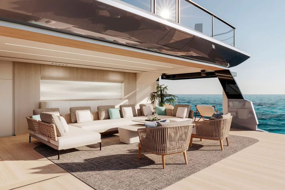 2028 Bering Yachts B120, photo 2